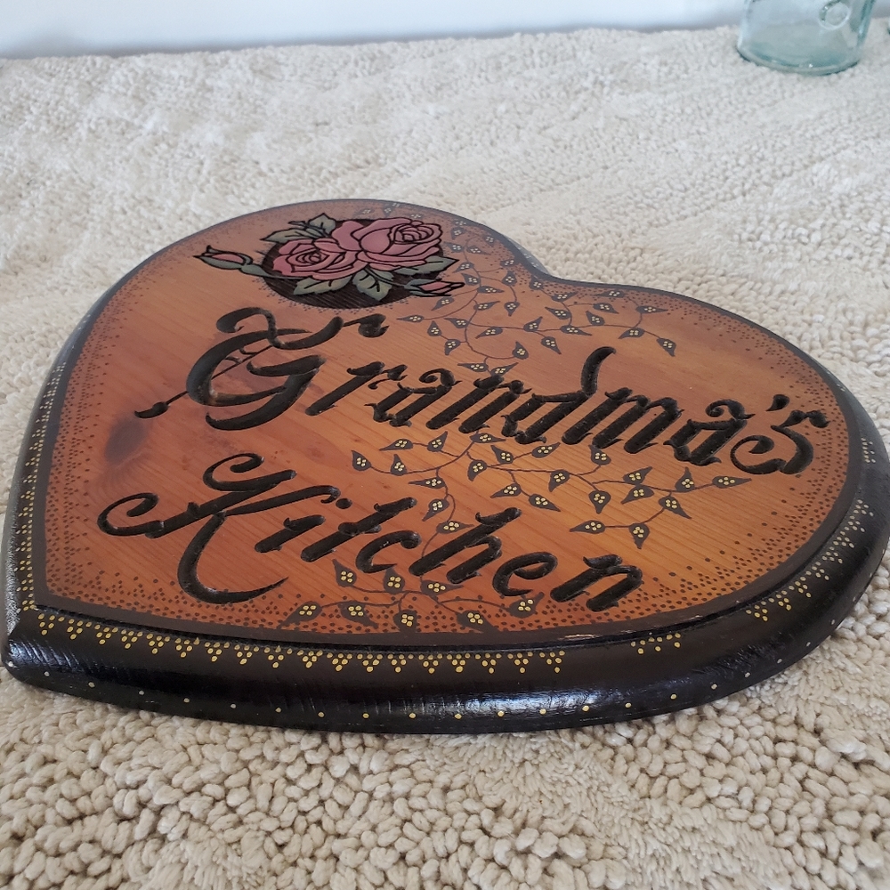 Handmade Heart Wood Wall Hanging "Grandma's Kitchen" Floral 12 x 10" Kitschy - Picture 7 of 13